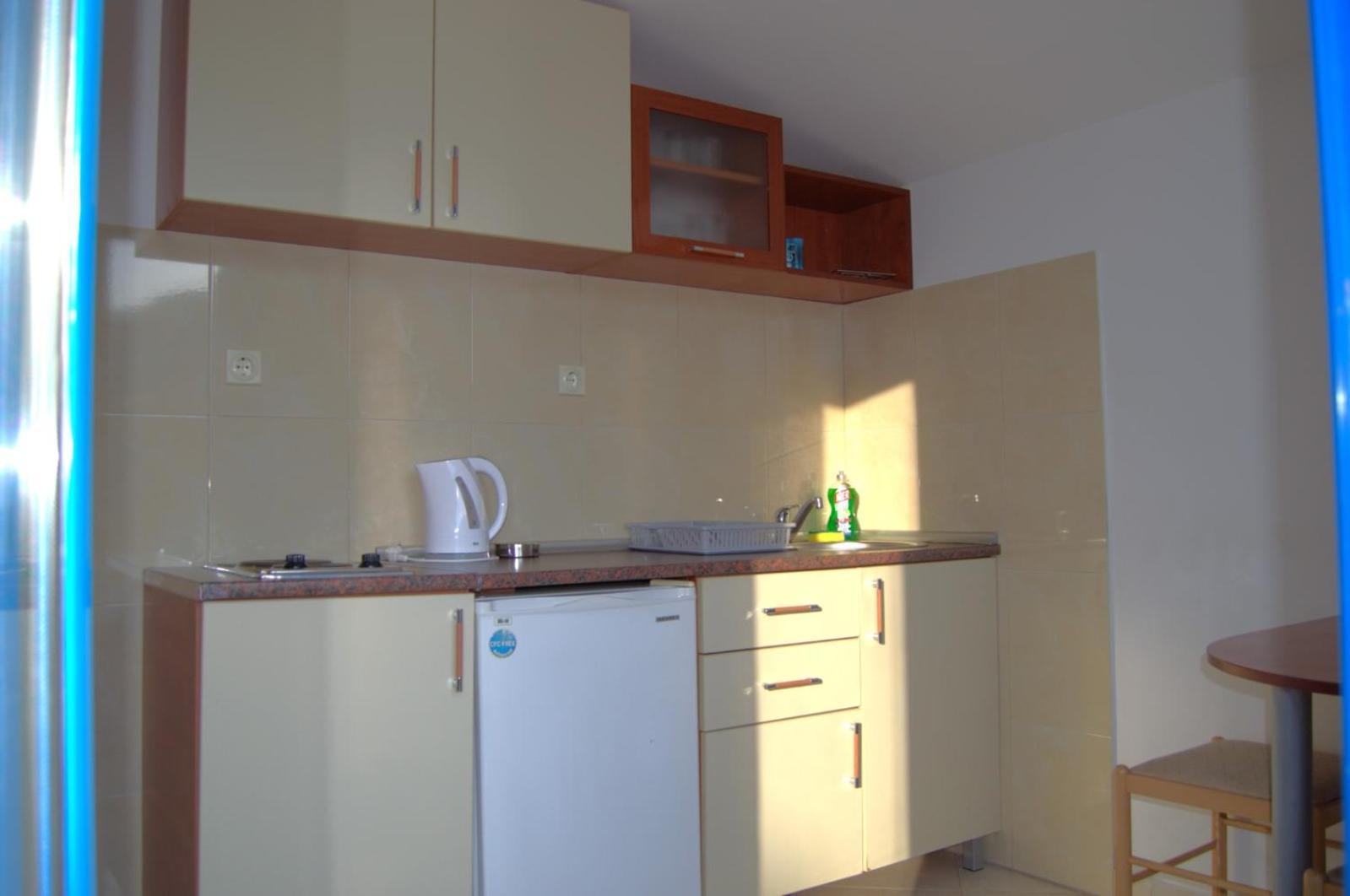 Glory Apartment