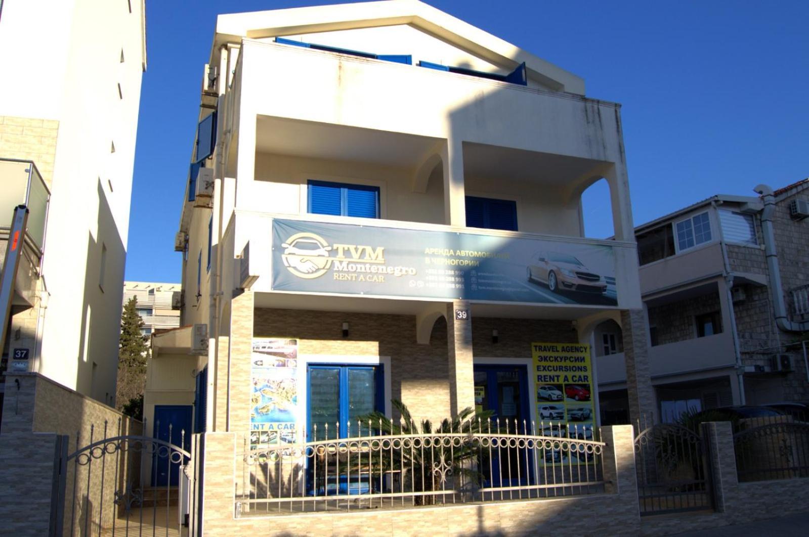 Glory Apartment
